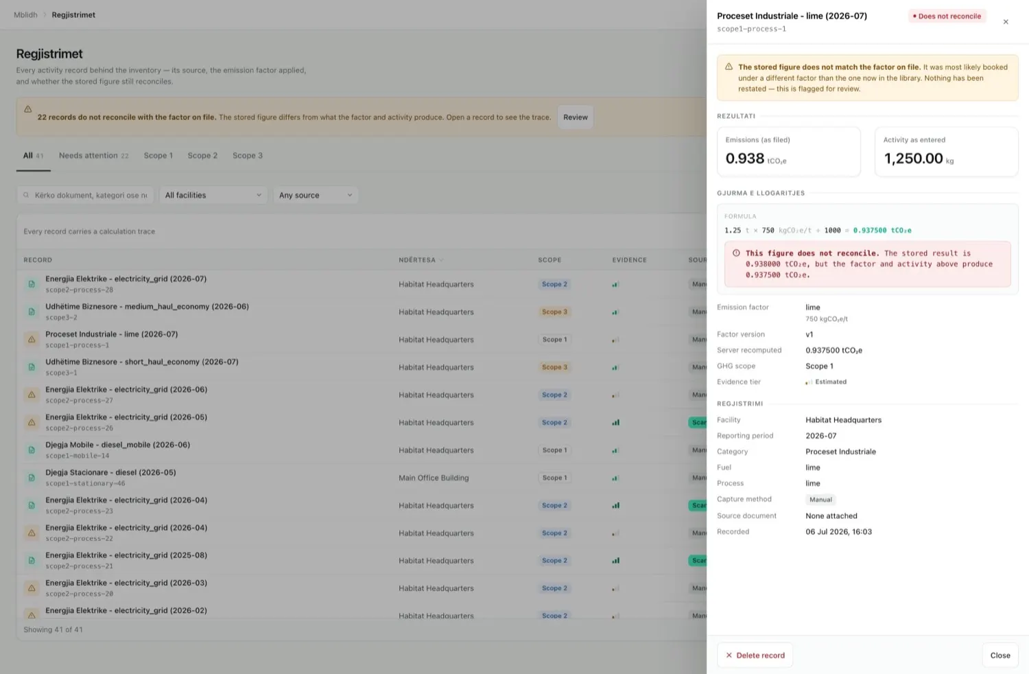 Karbon360 records view with a calculation trace panel: formula, factor version, server recomputation and reconciliation flag
